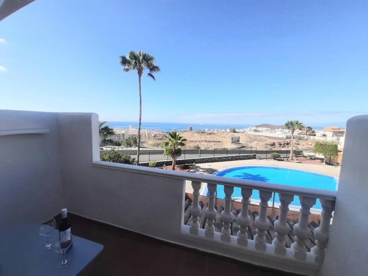 1 Bedroom Giuly Sea Views In Los Cristianos Los Cristianos  Eksteriør billede
