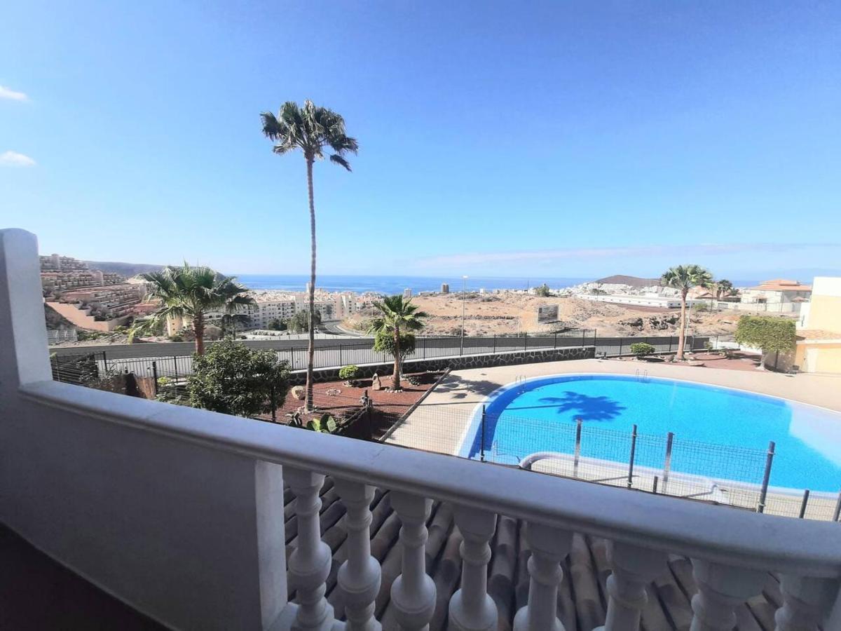 1 Bedroom Giuly Sea Views In Los Cristianos Los Cristianos  Eksteriør billede