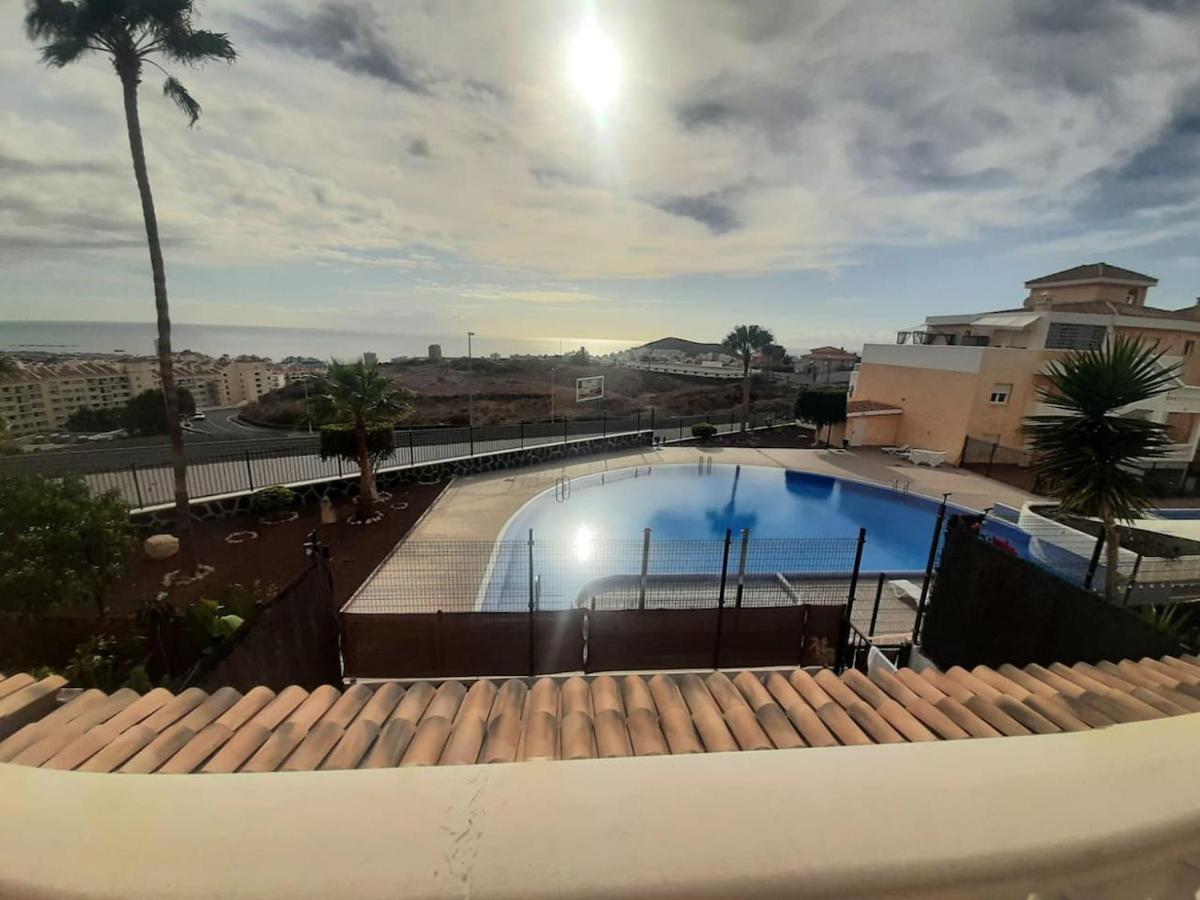 1 Bedroom Giuly Sea Views In Los Cristianos Los Cristianos  Eksteriør billede