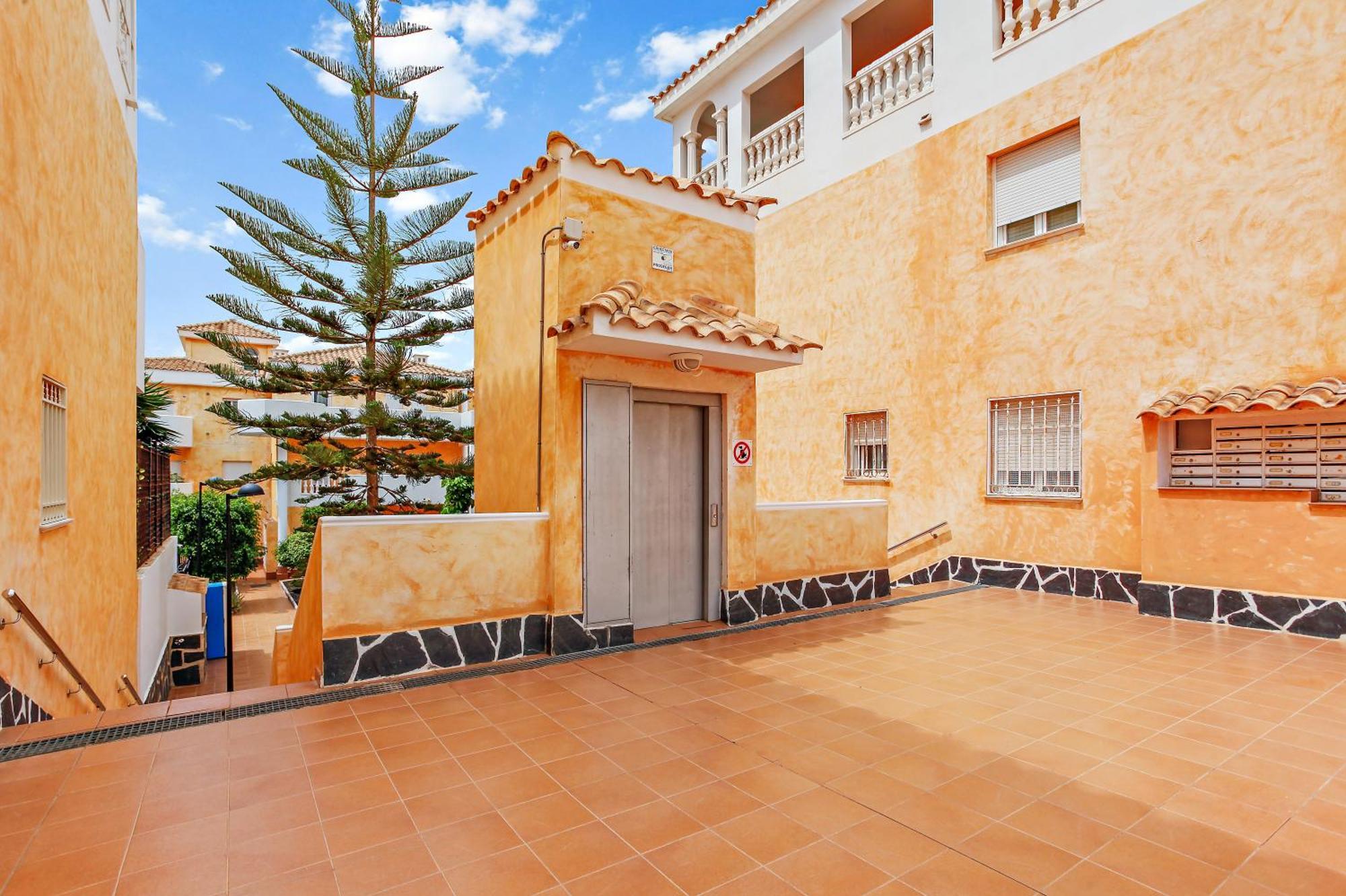 1 Bedroom Giuly Sea Views In Los Cristianos Los Cristianos  Eksteriør billede