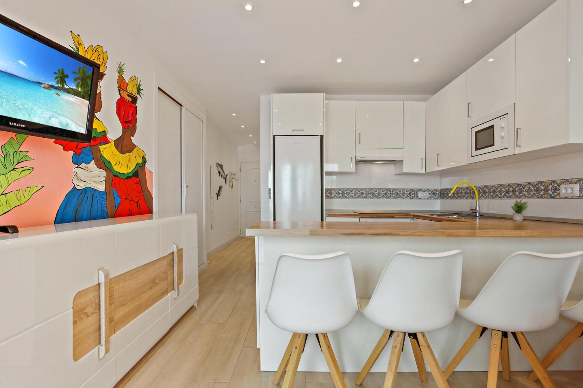 1 Bedroom Giuly Sea Views In Los Cristianos Los Cristianos  Eksteriør billede